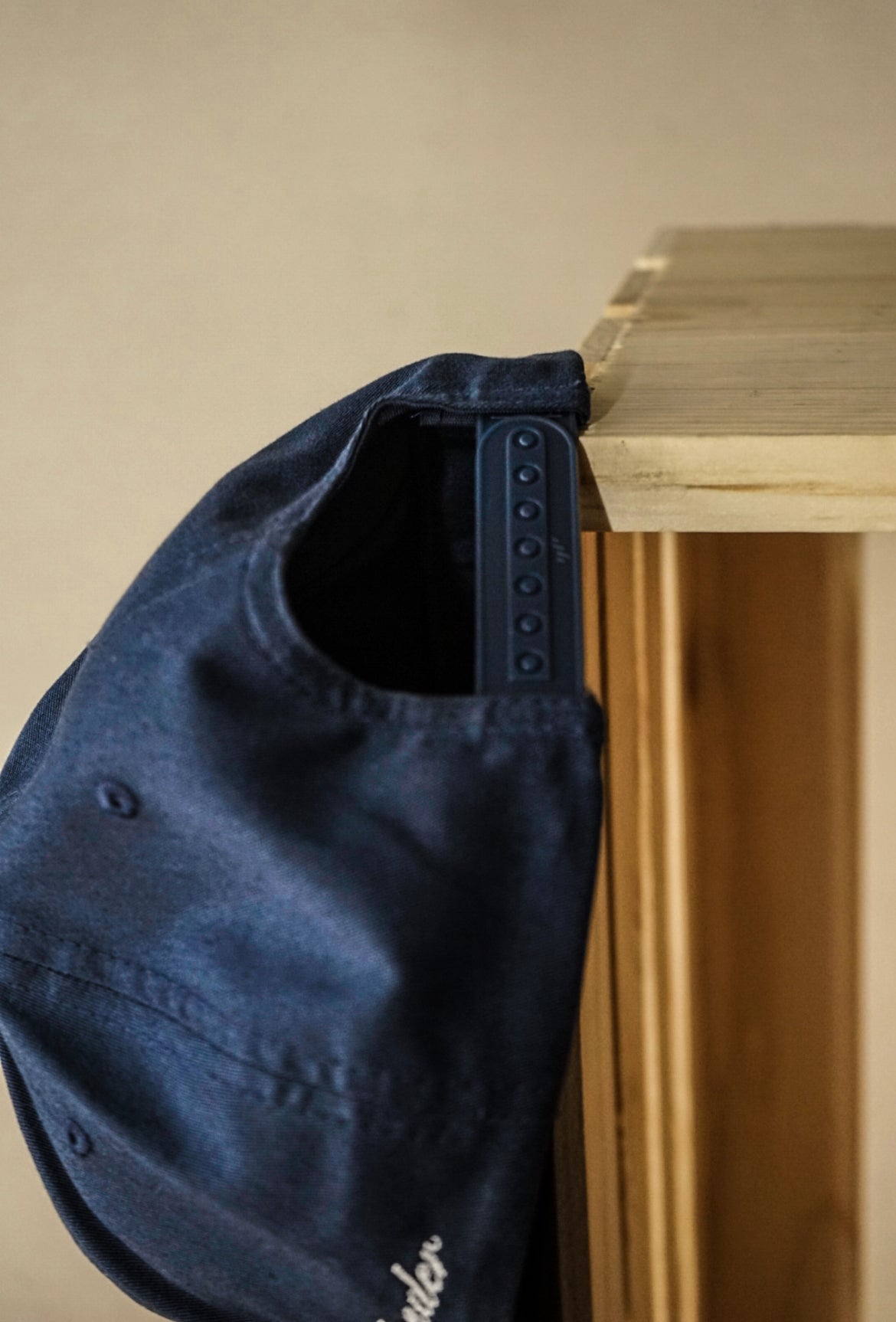 Clinch Knot Snapback